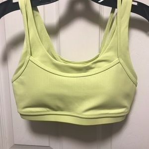 Lululemon sports bra